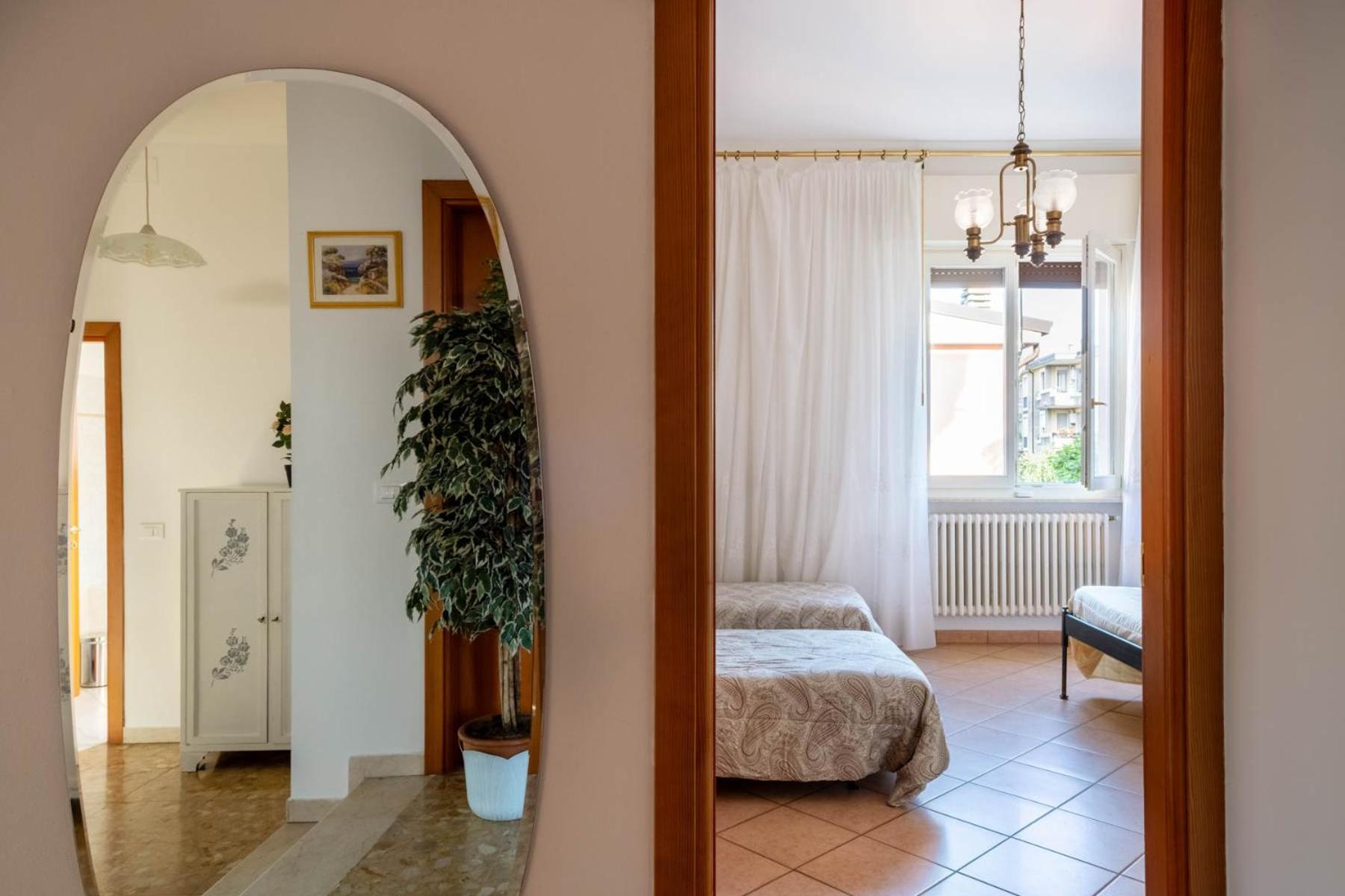Appartamento Zia Cecilia Desenzano del Garda Exterior photo